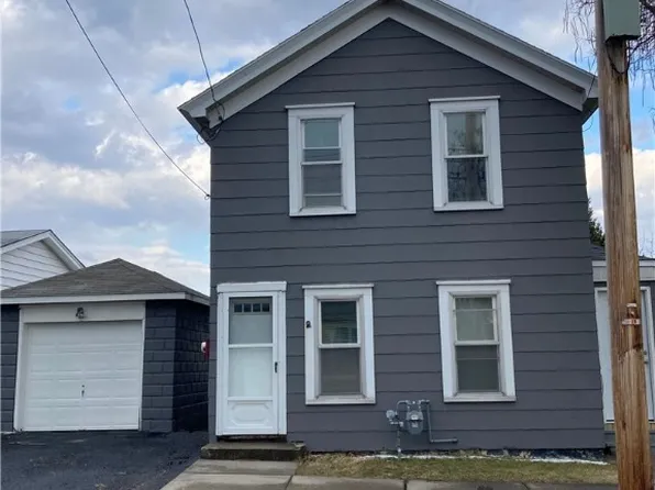 208 Pharis St, Syracuse, NY 13204