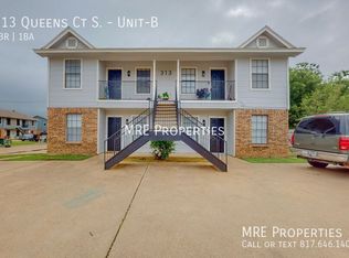 313 Queens Ct S APT B, Mansfield, TX 76063
