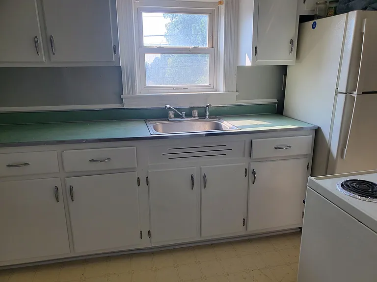 5195 Main St #3 — Photo 7