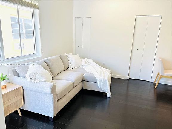 3rd image of 551 Michigan Ave #1233