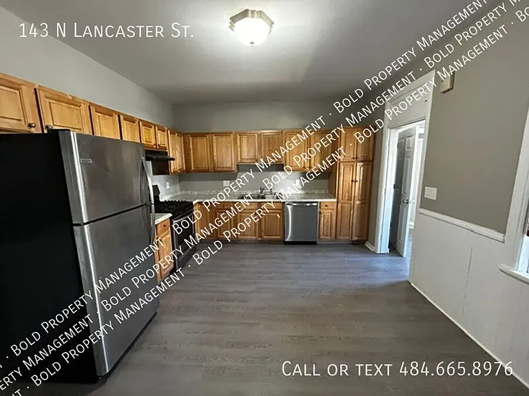 143 N Lancaster St — Photo 10