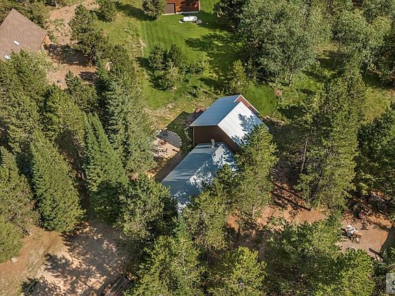 4th image of 3524 Montauk Dr