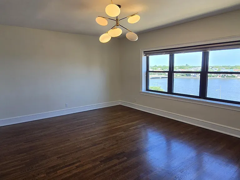 1700 Webb St #5B — Photo 10