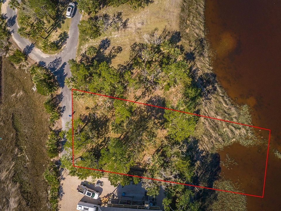 1st image of 15 Carrol Dr
