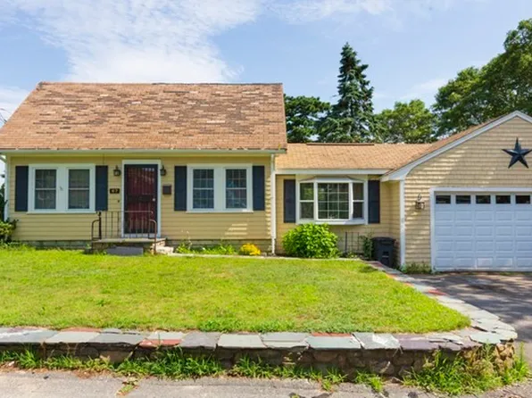 67 Jefferson Shores Rd, Buzzards Bay, MA 02532