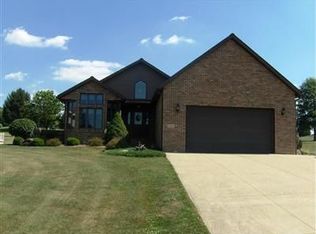 1274 Meadowbrook Ln NE, Carrollton, OH