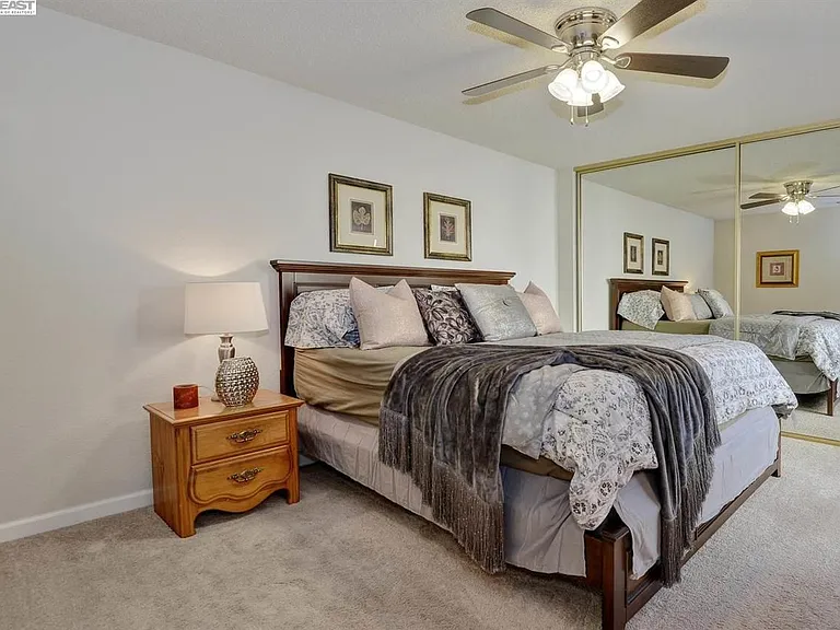 4300 Feldspar Ct — Photo 11