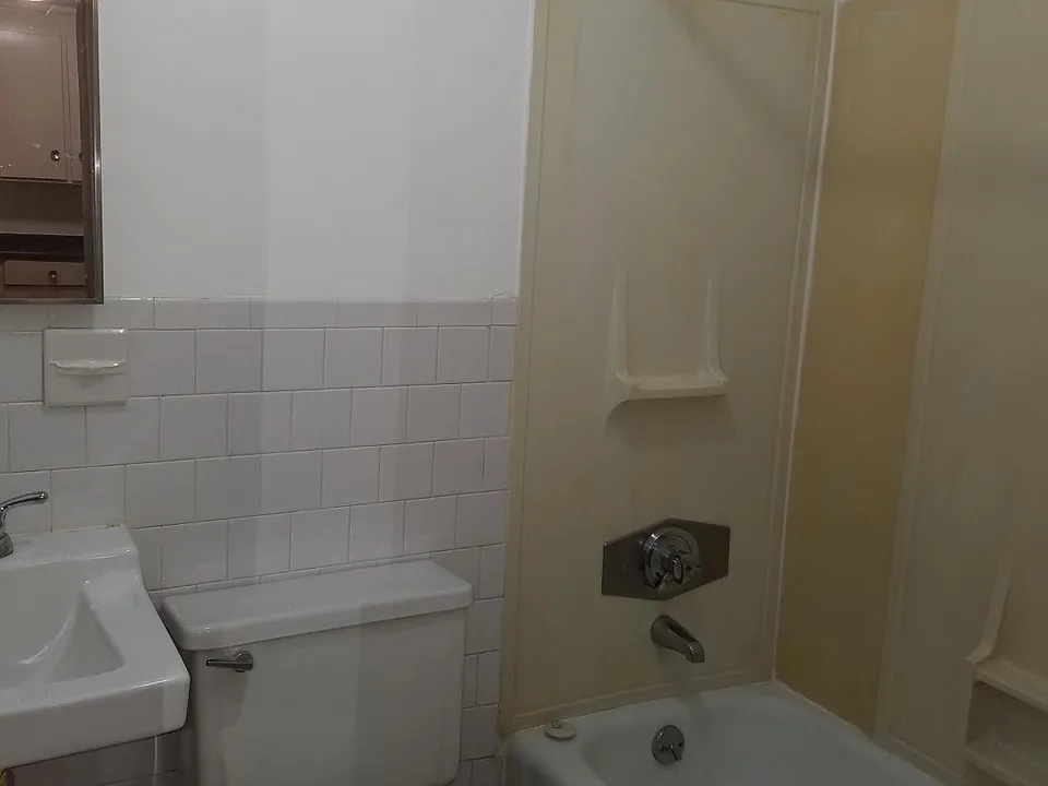 full bath
