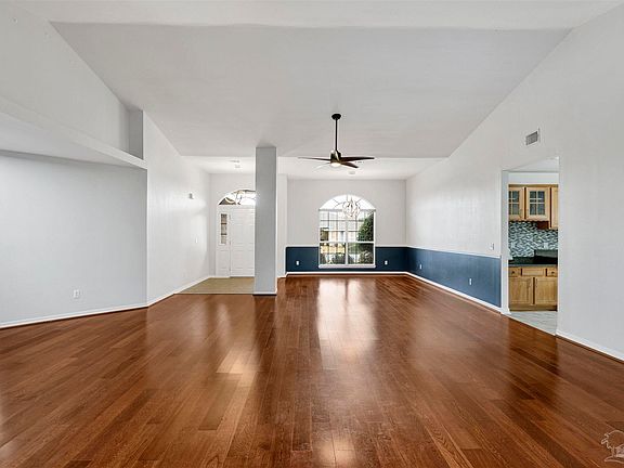 5th image of 6019 Firefly Dr