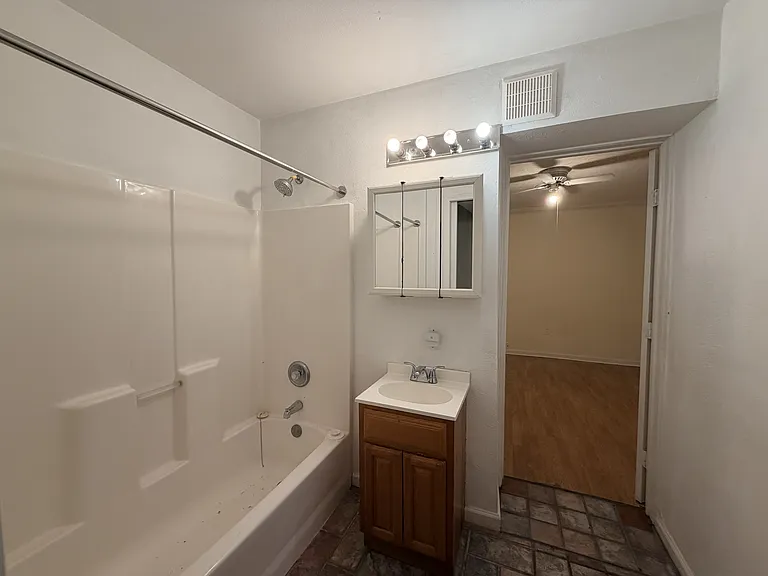 5030 Bonner Dr — Photo 24