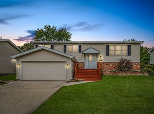 133 N Schmidt Rd, Bolingbrook, IL 60440