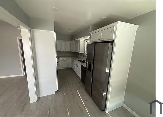 4th image of 11850 Inglewood Ave