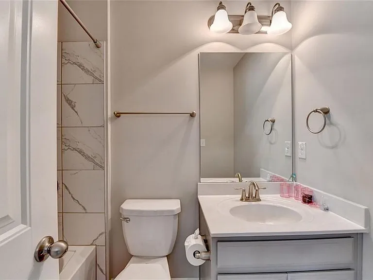 5525 Nesmith Ct — Photo 34