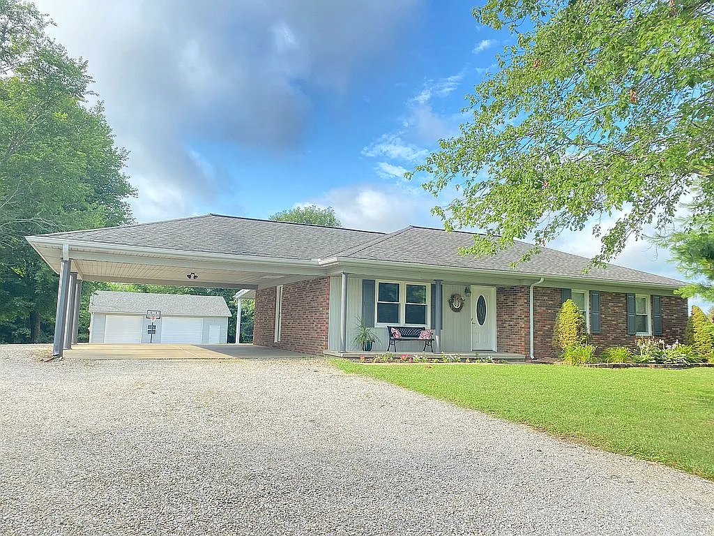 5764 J Royster Rd photo 1