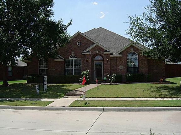 2nd image of 5203 Twilight Dr
