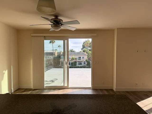 4645 Park Dr — Photo 12