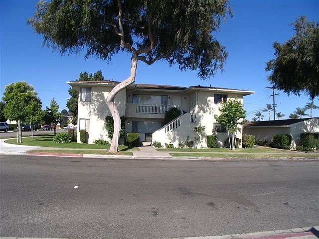 1st image of 238 N Dos Caminos Ave