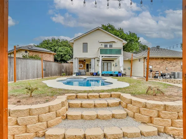3910 Kingsferry Ct, Arlington, TX 76016