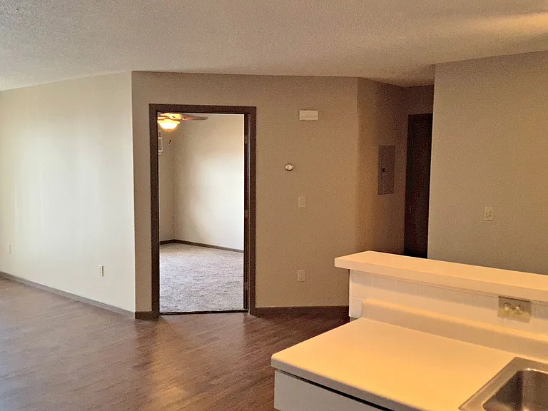 Pinedale Apartments and Red Cedar Townhomes — Photo 20