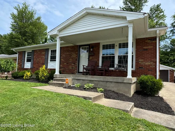 7510 Merlyn Cir, Louisville, KY 40214