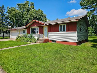 452 4th St NW, Perham, MN, 56573