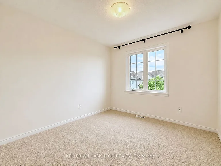 170 Laramie Cres — Photo 20