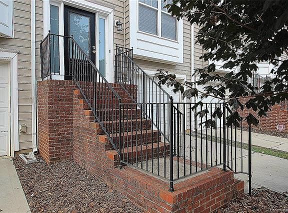 2nd image of 6337 Royal Celadon Way