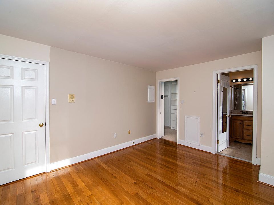 1st image of 306-08 S 13th St #11