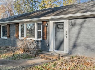 1690 Valley Rd, Clarksville, TN 37043