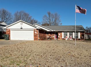 3008 E Augusta St, Muskogee, OK 74403