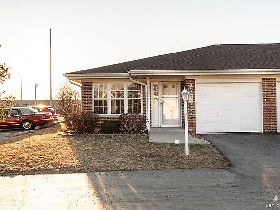 2nd image of 8514 Hill Top Ct