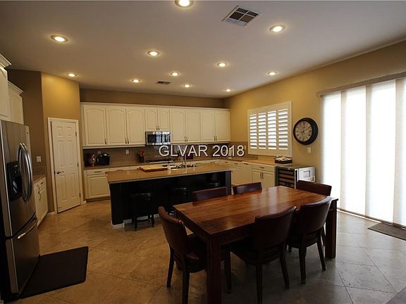 3rd image of 7846 Bobcat Ct