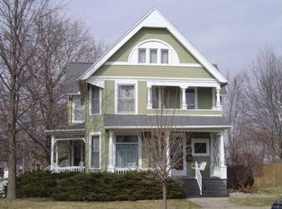 404 E 2nd Ave, Monmouth, IL 61462