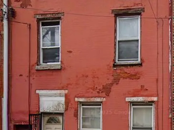 1530 N Lawrence St, Philadelphia, PA 19122