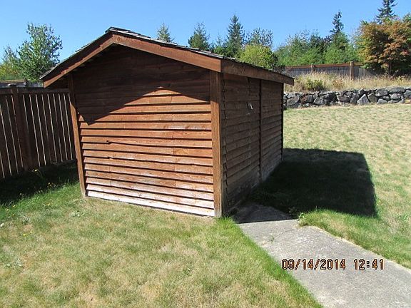 3rd image of 8605 196th Street Ct E