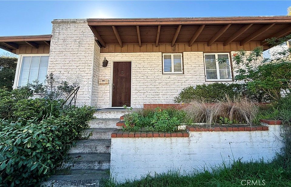 1st image of 2623 Laurel Ave