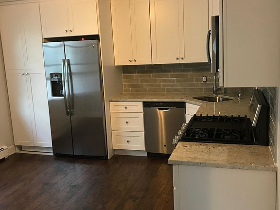 3rd image of 15 Elmwood Ave
