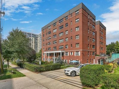 33 Barker Avenue #4F, White Plains, NY, 10601