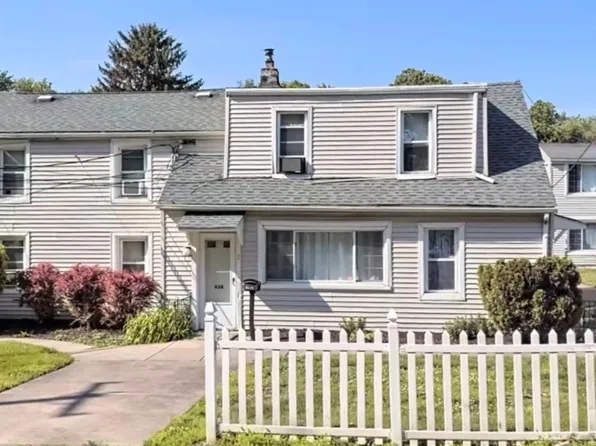 638 Newport Rd, Bristol, PA 19007