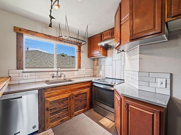 5th image of 4900 Martin Luther King Blvd #1