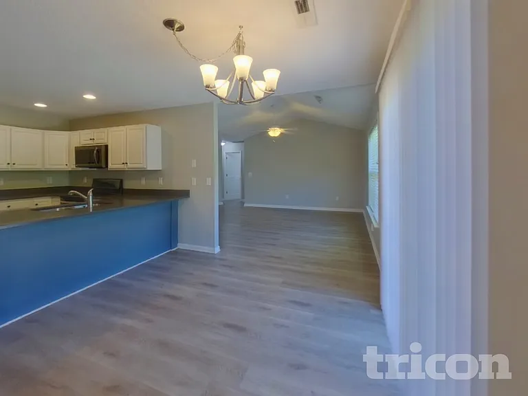 707 Patriot Ln — Photo 4