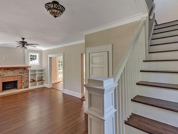 5th image of 3806 Noble Ave