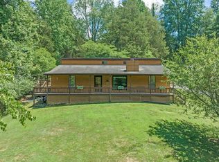 1536 Eastlake Dr, Cookeville, TN 38506