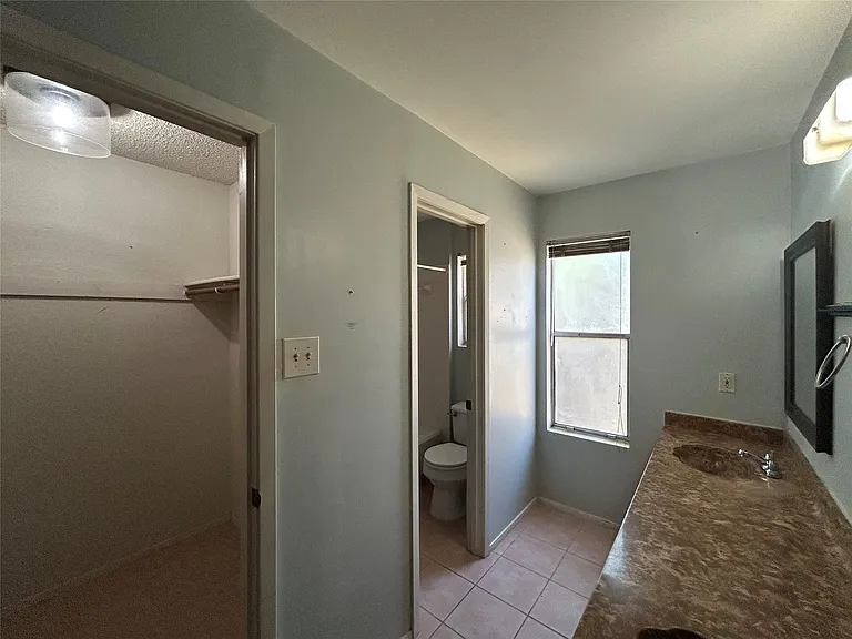7316 Lake Charles Dr — Photo 12