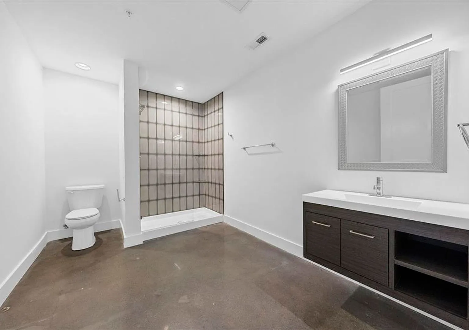 1131 Fairview Avenue — Photo 4