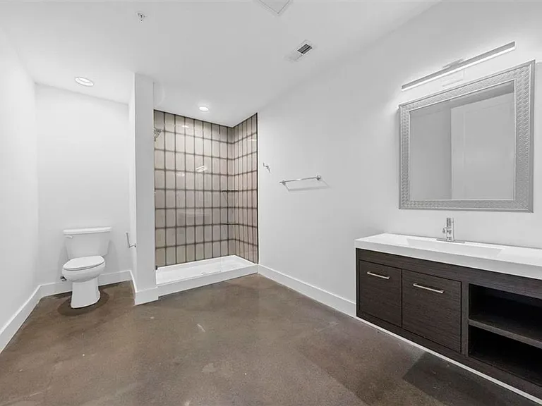 1131 Fairview Ave #309 — Photo 4