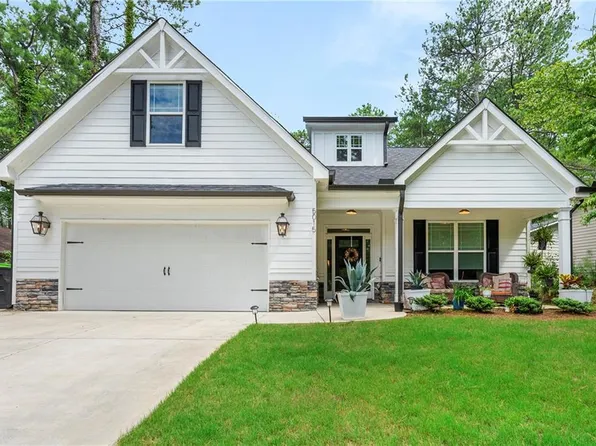 5015 Monticello Dr, Villa Rica, GA 30180