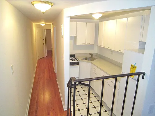 Rented by City Connections Realty | media 9