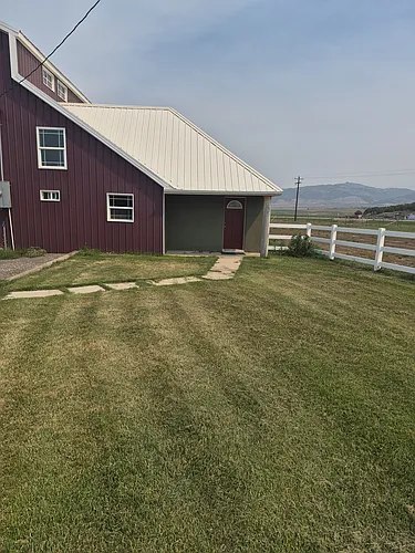 33595 N 8140 E Photo 1
