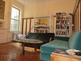 Rented by Rennit Inc.